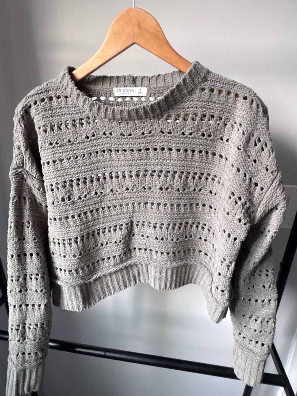Arizona Jean Company Light Green Open-Knit Cropped Sweater